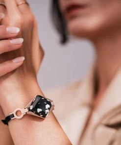 Bellabeat Wellnesstracker Für Frauen Ivy Garden In Gold / Schwarz -Relaxdays Verkaufsshop bellabeat wellnesstracker fur frauen ivy garden in gold schwarz 2 scaled