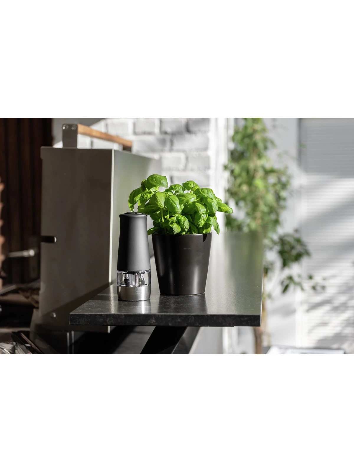 Wenko Elektrische Mühle 2 In 1 Schwarz In Schwarz 7 Wenko Elektrische Mühle 2 In 1 Schwarz In Schwarz – Bild 7