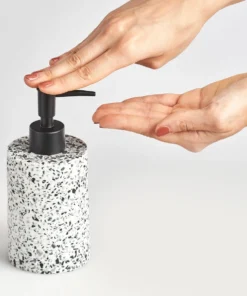 Zeller Present Seifenspender In Weiß 6 Zeller Present Seifenspender In Weiß -Relaxdays Verkaufsshop zeller present seifenspender in weiss 2