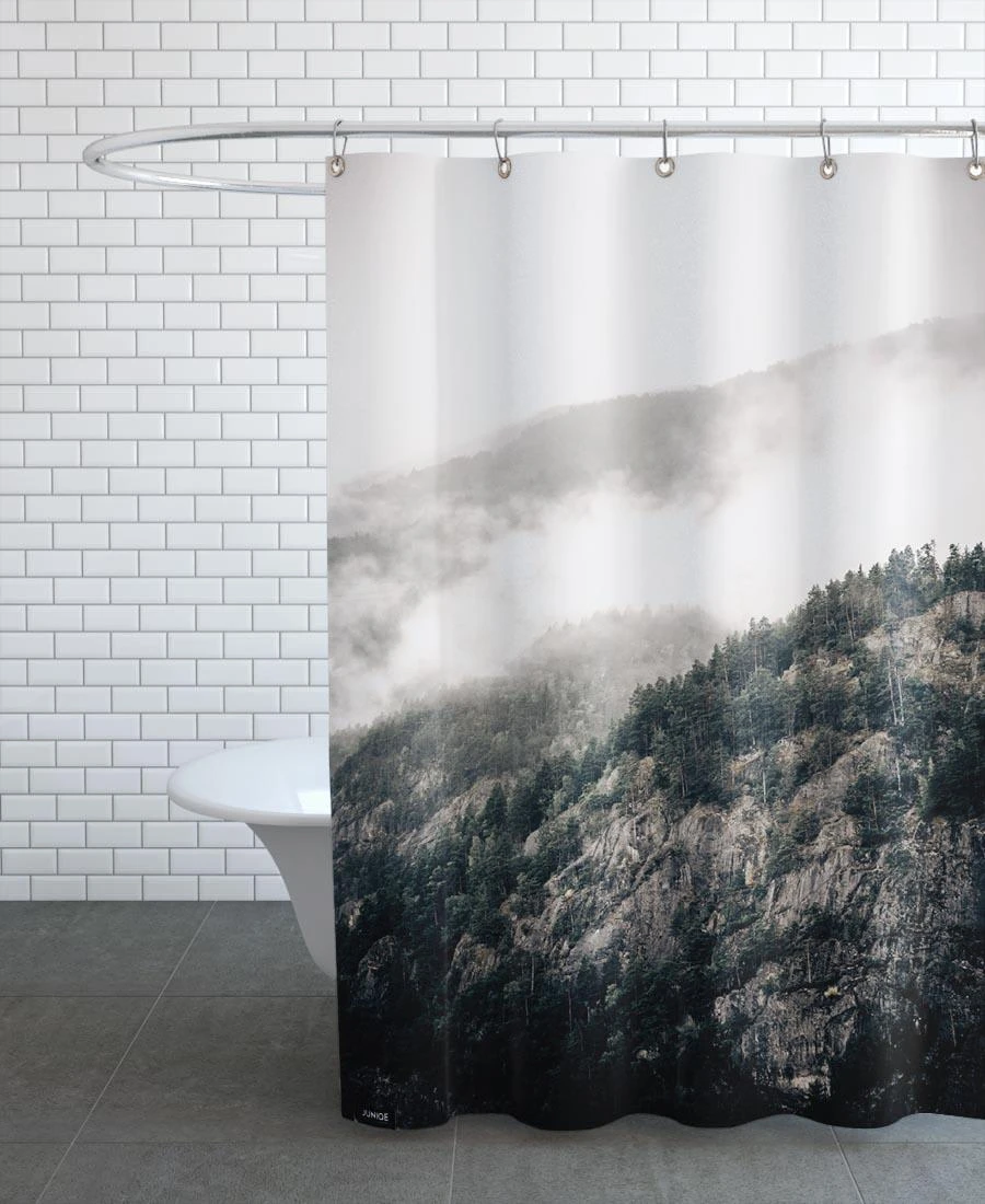 Juniqe Duschvorhang "Misty Mountains" In Braun & Cremeweiß 3 Juniqe Duschvorhang "Misty Mountains" In Braun & Cremeweiß – Bild 3